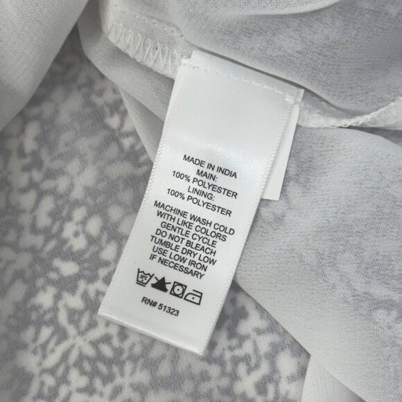 1. State Womens V-Neck Blouse L Light Purple & White Floral Print Polyester - Picture 6 of 10